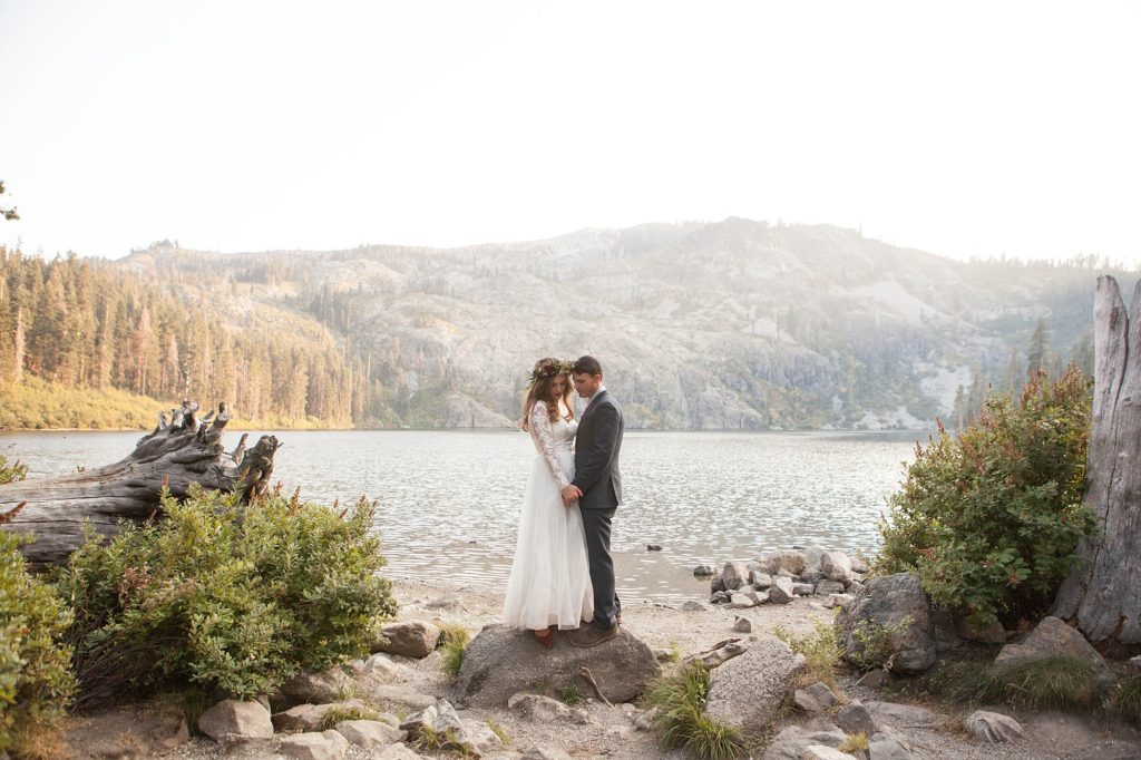 Oregon elopement photographer