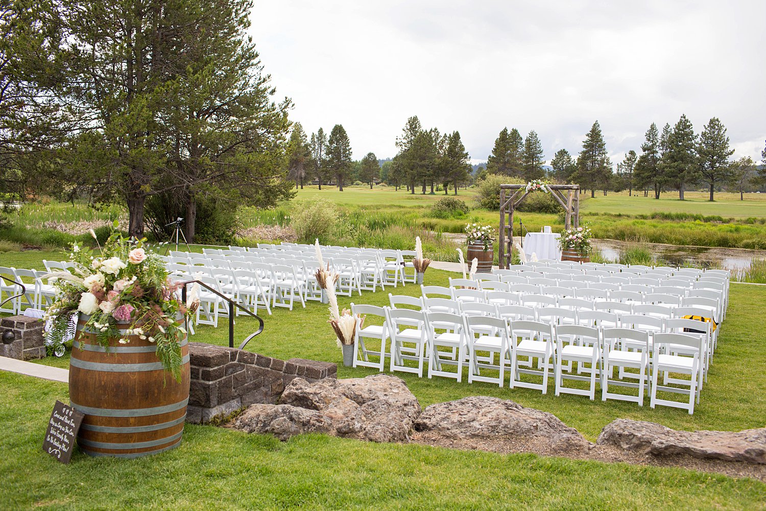 Beautiful Sun River Resort Wedding Central Oregon_3357 | Taylor ...