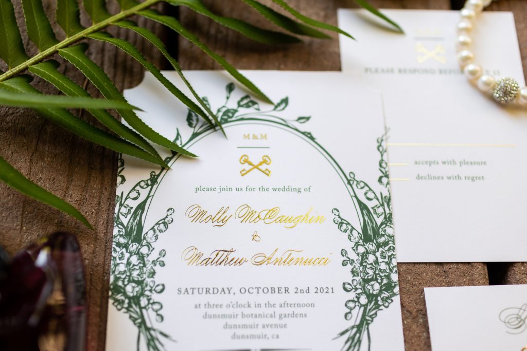pretty wedding invitation