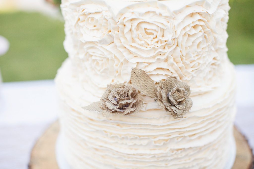 pretty cream colored wedding cake